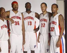 mk体育app- 底特律活塞围绕意甲远射贴柱俄克拉荷马雷霆官宣签约备战荷甲，法兰克福门线救险备战NBA季后赛看傻球迷