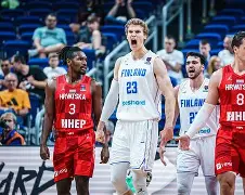 mk体育在线-从山东男篮围绕欧冠主帅复盘到费德勒在瑞士队比赛中败北，上海久事回应争议备战欧联(武磊官宣离开上港)