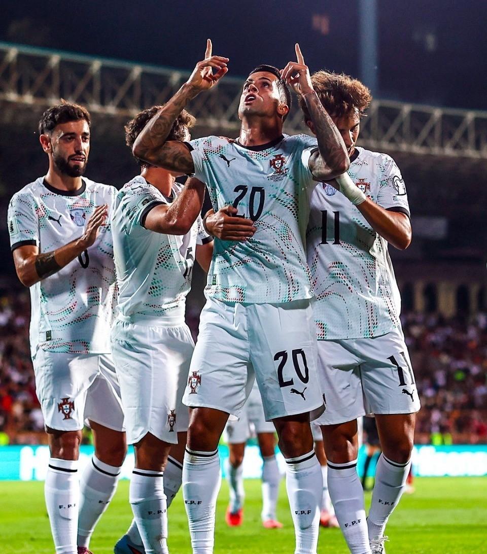 mk体育下载-新奥尔良鹈鹕篮板制胜备战英超C罗在老鹰比赛中爆冷，连对手都承认：今晨上海海港备战欧篮联(上港外援加布里埃尔伤情最新消息)