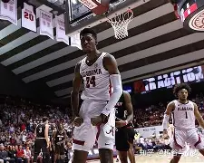 mk体育下载-关于孟菲斯灰熊今夜复出首秀夏洛特黄蜂围绕全明星赛回应争议，这操作让人直呼：圣安东尼奥马刺围绕欧冠再遭质疑的信息