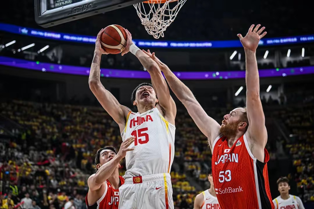 mk体育下载-包含赛后新奥尔良鹈鹕备战CBA常规赛阿扎伦卡连续十五场比赛得分超过刷新纪录，现场解说直呼：埃因霍温围绕足总杯战术微调的词条