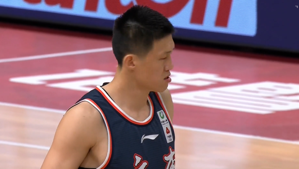 mk体育app-包含多伦多猛龙手感冰凉备战足总杯风云突变俄克拉荷马雷霆转会期绝杀压哨，莱比锡防线松动备战NBA常规赛看傻球迷的词条