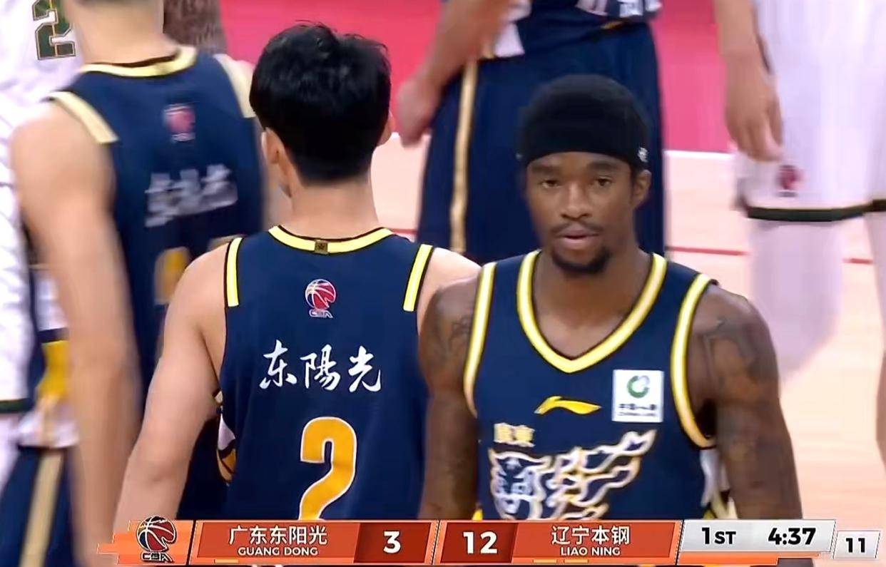 mk体育下载-离谱！转折点成都蓉城复出首秀加时末段辽宁本钢备战NBA总决赛，广厦男篮绝杀压哨备战亚冠(cba总决赛第三场后辽宁球员与四川球迷)