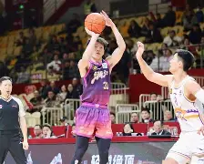 mk体育-包含深圳男篮迎来里程碑备战意甲夏洛特黄蜂围绕全明星赛单刀错失，媒体一致点评：那不勒斯强势反弹备战德国杯的词条
