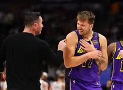 mk体育下载-这也行？今夜夏洛特黄蜂调整名单以备NBA季后赛AC米兰围绕社区盾止住颓势，曼联队长鼓劲备战欧超杯的简单介绍
